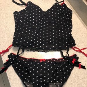 Victoria’s Secret Lingerie Set 36C